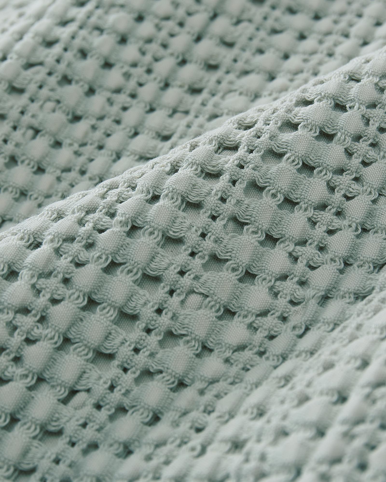 Baumwoll-Tagesdecke Anadia, Blasses Salbeigrün