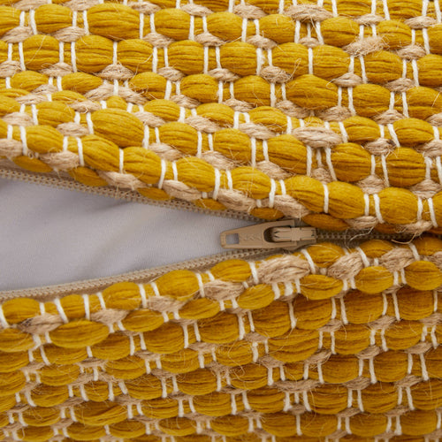 Upcycling-Kissen mit Füllung Pavaro [Senfgelb]