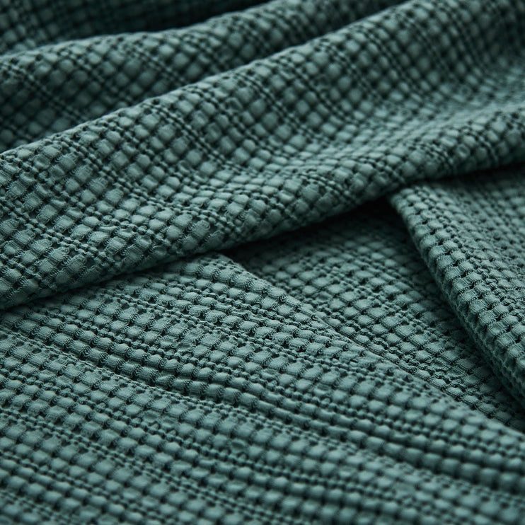Tagesdecke Anadia in Grün aus 100% Baumwolle | Entdecken Sie unsere schönsten Wohnaccessoires