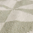 Teppich Almi in Minzgrün & Eierschale aus 50% Wolle & 50% Baumwolle | Entdecken Sie unsere schönsten Wohnaccessoires