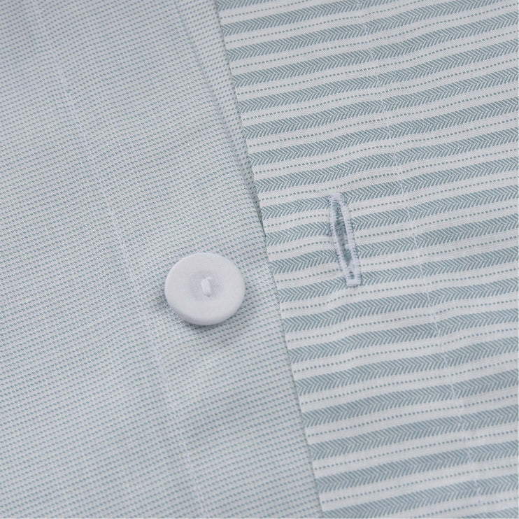 Bettdeckenbezug Izeda in Grün & Weiß aus 100% Baumwolle | Entdecken Sie unsere schönsten Wohnaccessoires
