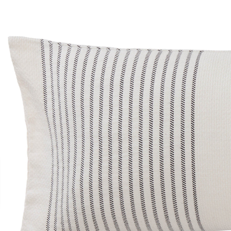 Kissenhülle Kadan, Creme & Schwarz, 50% Leinen & 50% Baumwolle | Hochwertige Wohnaccessoires