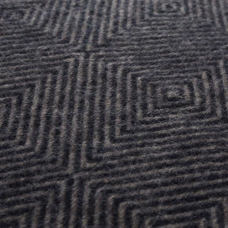 Kissenhülle Gotland Dia Dunkelblau & Grau, 100% Wolle & 100% Leinen | Hochwertige Wohnaccessoires