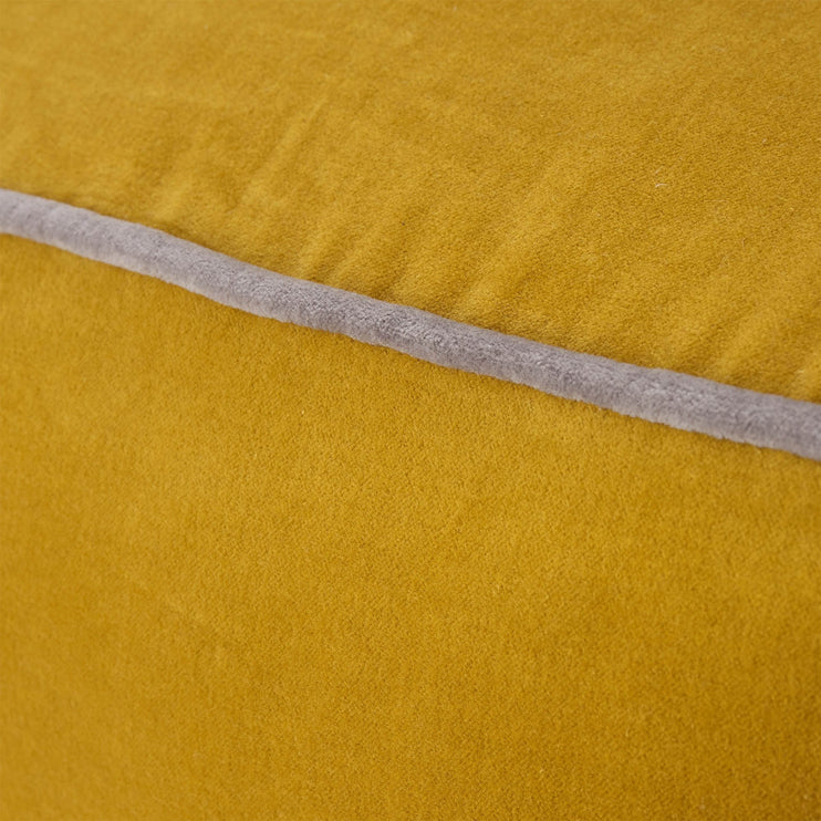 Pouf Godavari in Leuchtendes Senfgelb & Grau aus 100% Baumwolle | Entdecken Sie unsere schönsten Wohnaccessoires