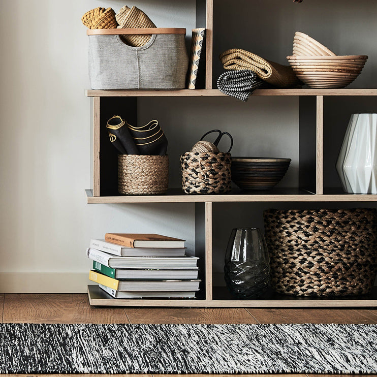 Aufbewahrung Dunagiri, Natur & Schwarz, 100% Jute | URBANARA Aufbewahrungskörbe