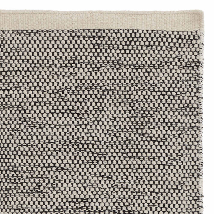 Wollteppich Kolong übergroß Eierschale & Schwarz, 100% Wolle