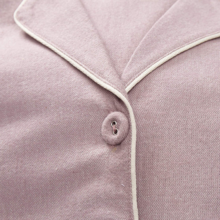 Flanell-Nachthemd Arove in Helles Mauve & Naturweiß aus 100% Bio-Baumwolle | Entdecken Sie unsere schönsten Wohnaccessoires