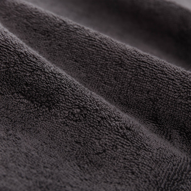Handtuch Faia Anthrazit, 100% Bio-Baumwolle | Hochwertige Wohnaccessoires