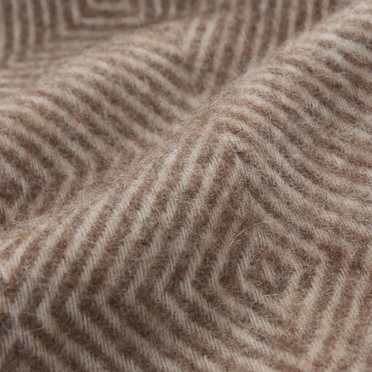 Wolldecke Gotland Dia Hellbraun & Creme, 100% Schurwolle | Hochwertige Wohnaccessoires