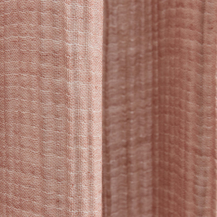 Vorhang Kanri in Terrakotta & Naturweiß aus 100% Baumwolle | Entdecken Sie unsere schönsten Wohnaccessoires