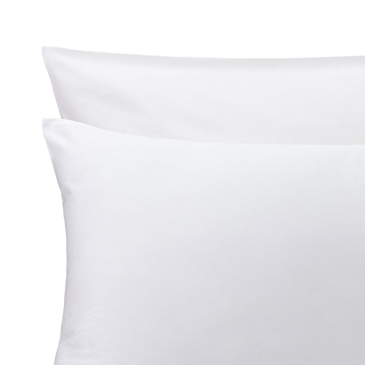 Satin-Bettwäsche Oufeiro Weiß, 100% Bio-Baumwolle | URBANARA Satin-Bettwäsche