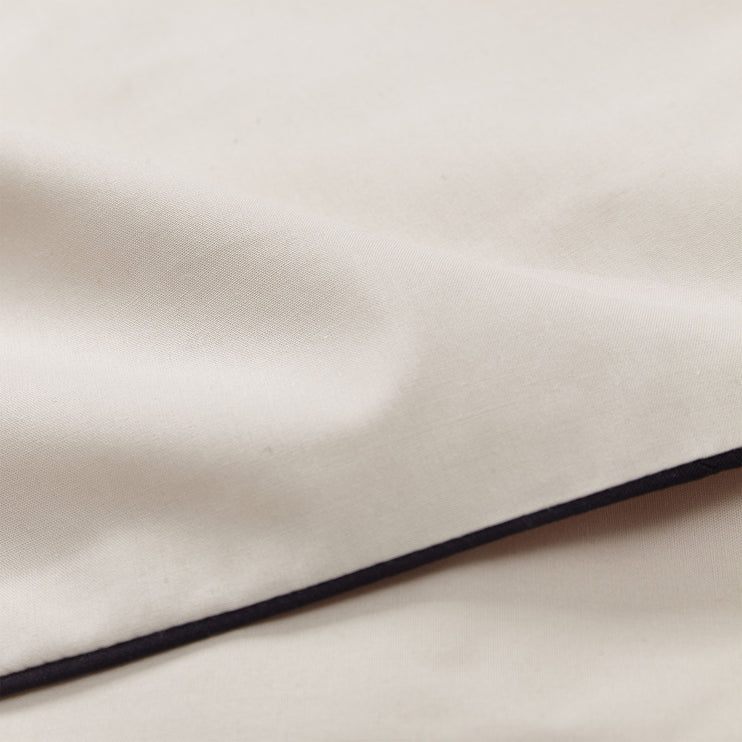 Bettdeckenbezug Vitero, Natur & Schwarz, 100% gekämmte Baumwolle | Hochwertige Wohnaccessoires