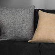 Kissenhülle Gotland in Grau & Creme aus 100% Wolle & 100% Leinen | Entdecken Sie unsere schönsten Wohnaccessoires
